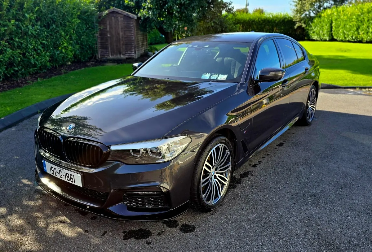 BMW 530e - M Sport 2019 Sophisto Grey - - Image 1