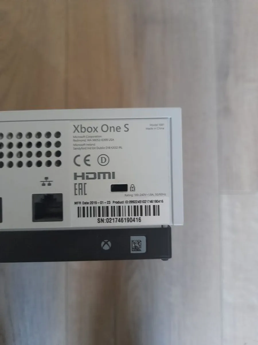 xbox 1s - Image 4