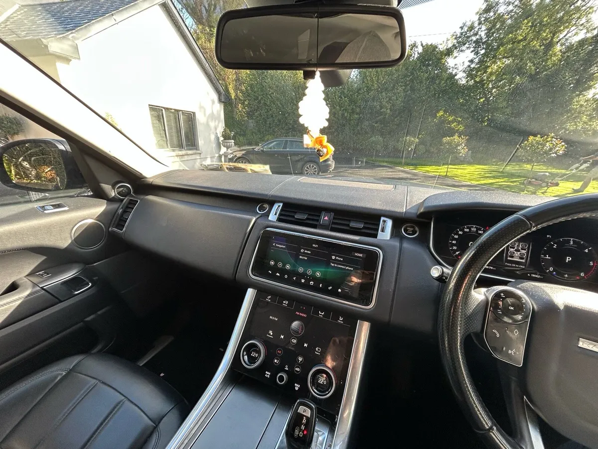 2018 Range Rover Sport 2.0 SD4 HSE Premium - Image 4