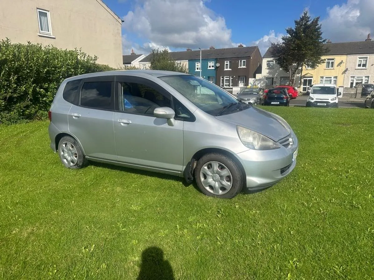 2007 Honda Fit Automatic - Image 2
