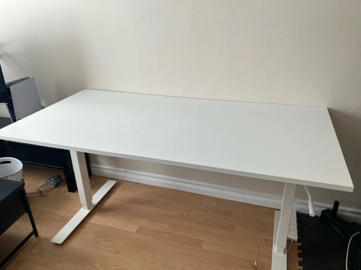 Office Desk - Image 1