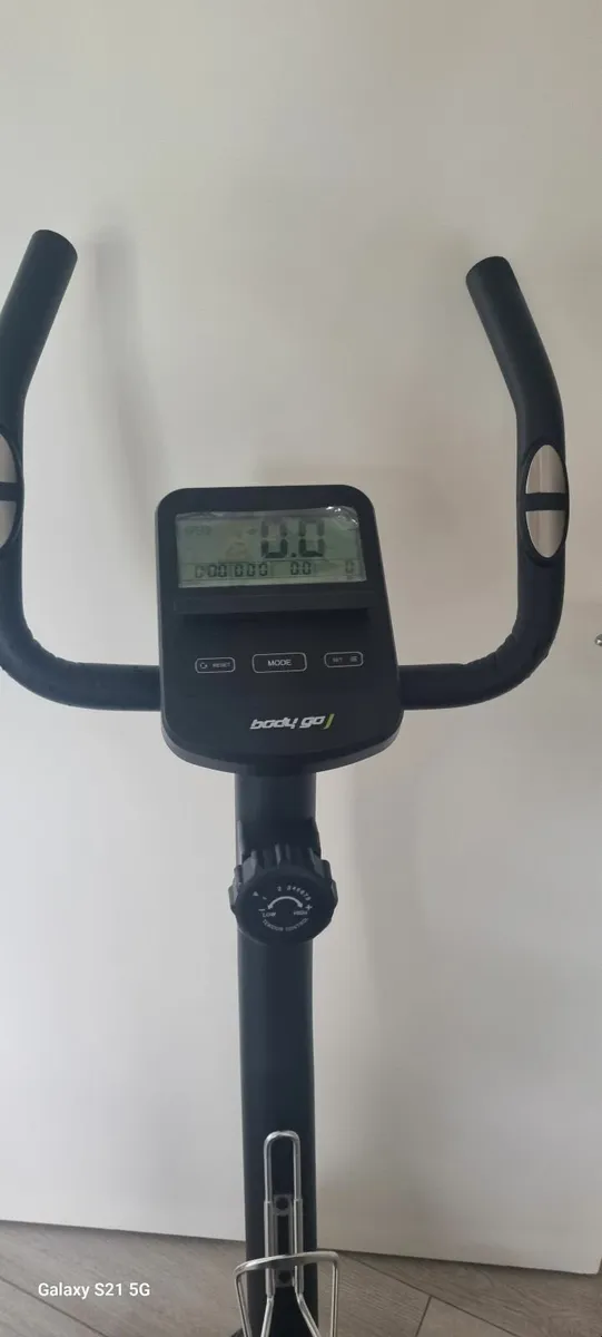 Exercise bike - Image 2