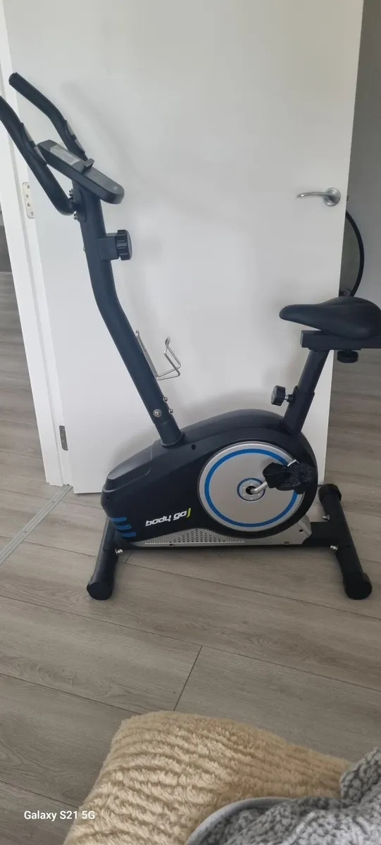 Exercise bike - Image 3