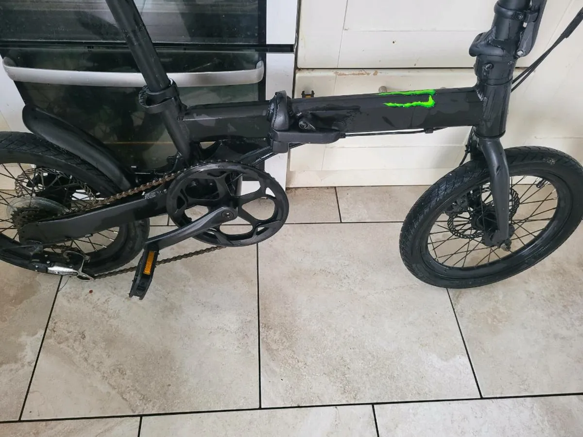 Fold up bike - Image 4