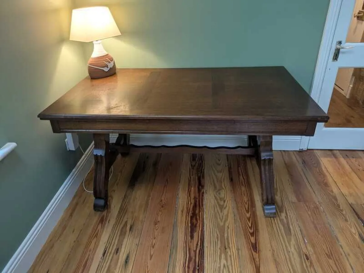 Extendable solid wood dining table - Image 1
