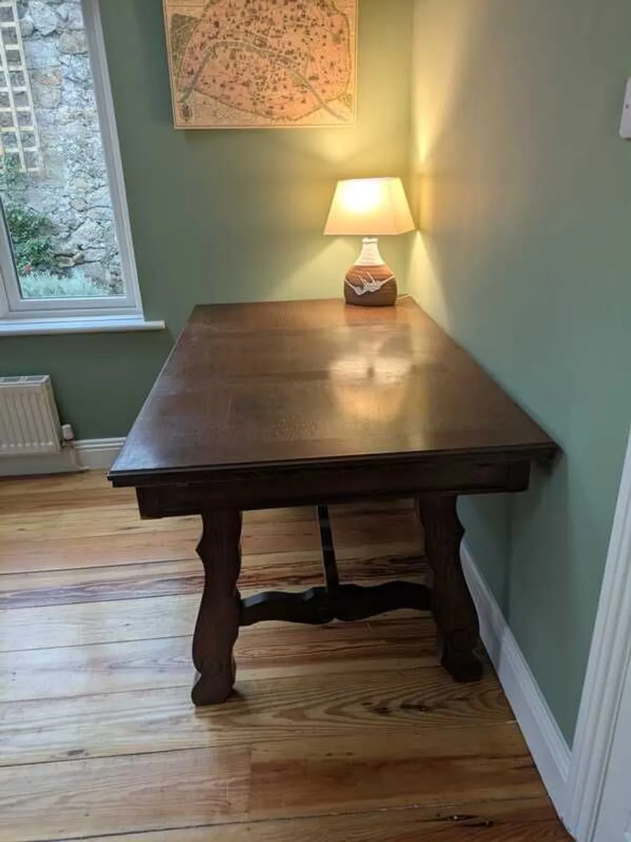 Extendable solid wood dining table - Image 2