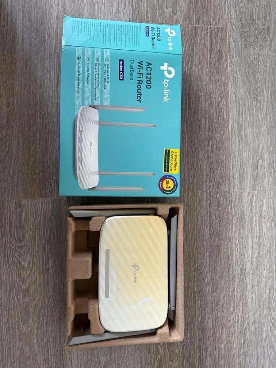Wi-Fi Router - Image 3