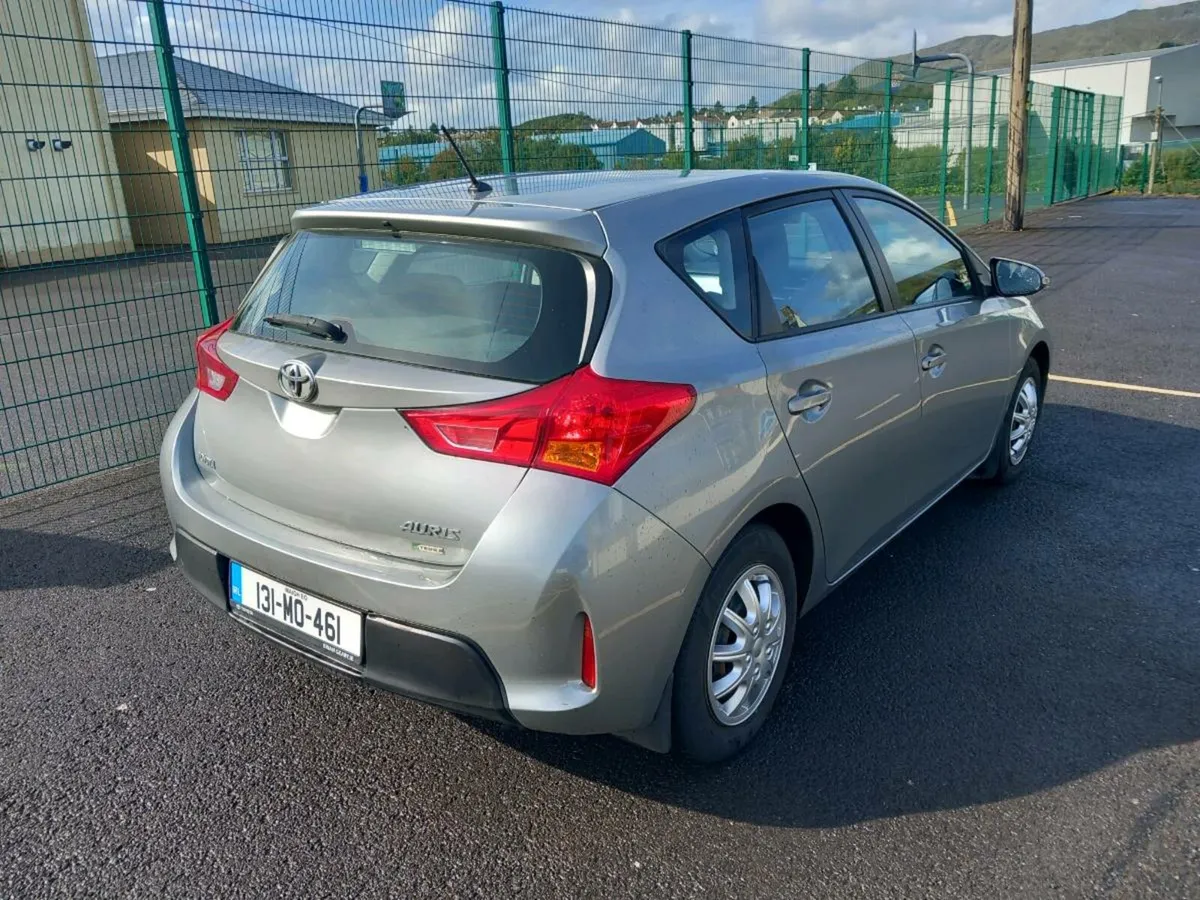 Toyota Auris - Image 4
