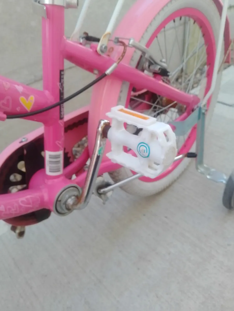 20 inch girls bike - Image 2