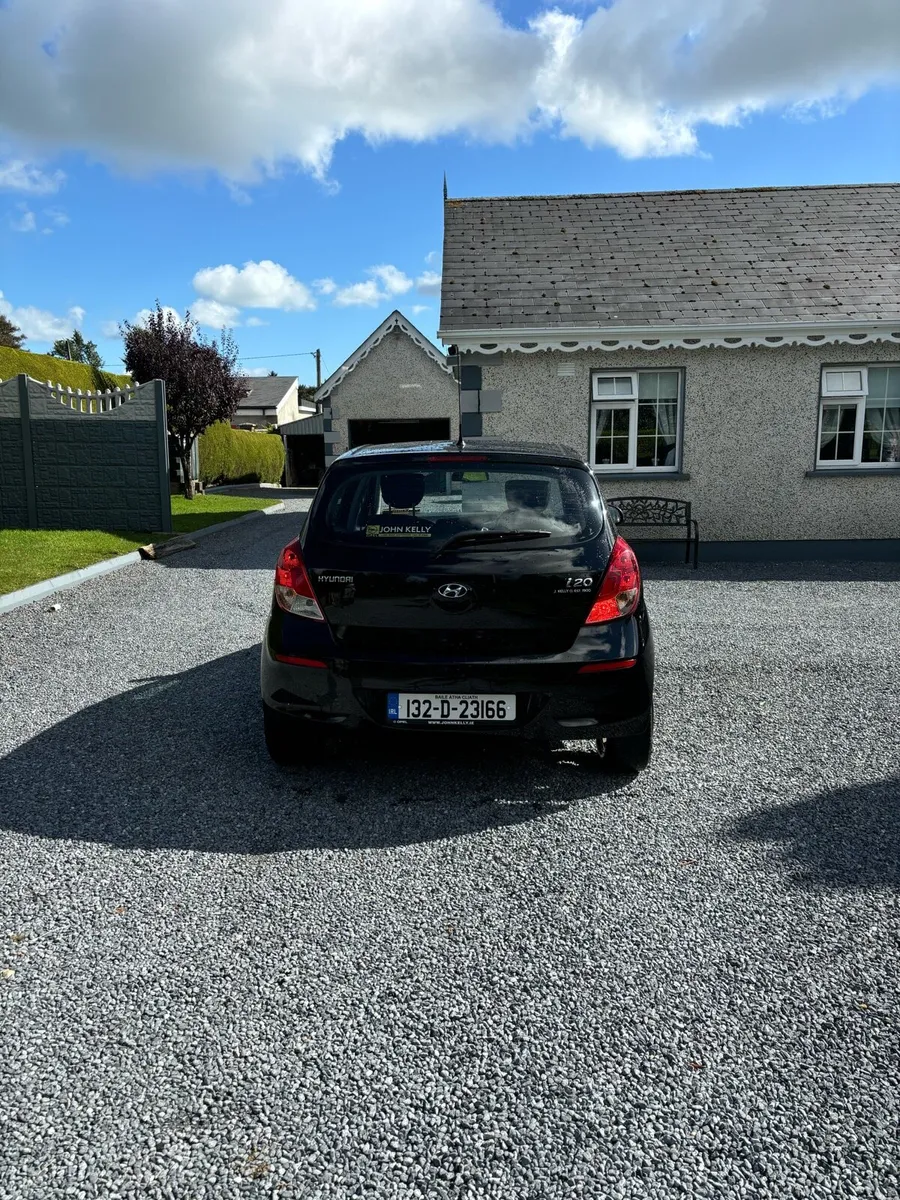 132 Hyundai i20 very low mileage - Image 4