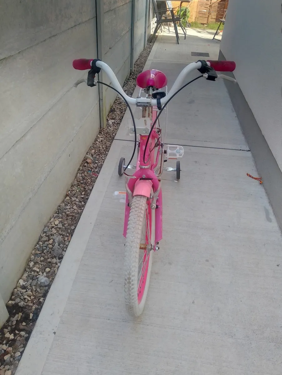 20 inch girls bike - Image 4