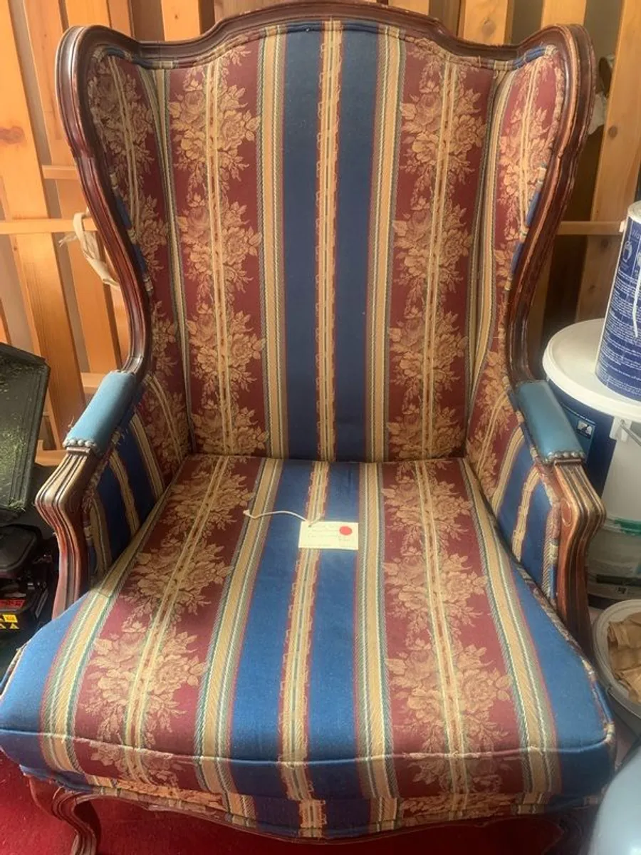 2 Wingback chairs from the Burlington Hotel - Image 3