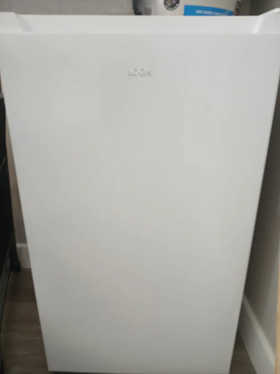 Logik under counter fridge - Image 3