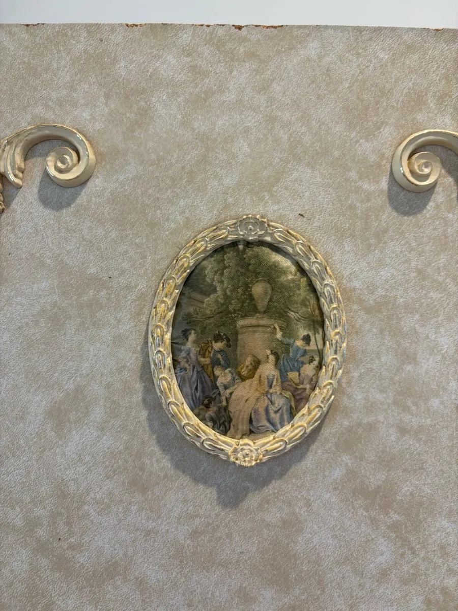 Wardrobe - Image 2