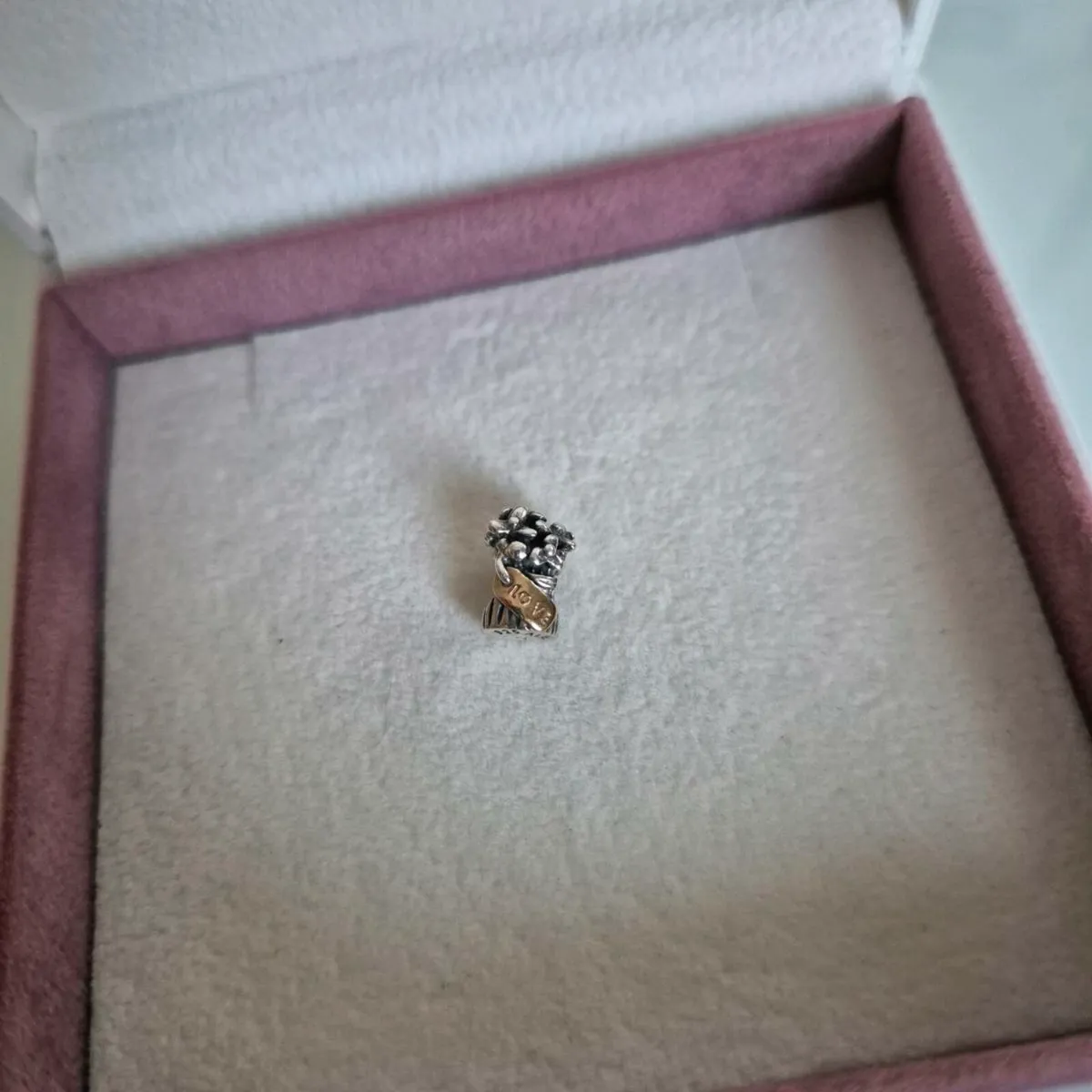 Pandora charm flower love gold - Image 3