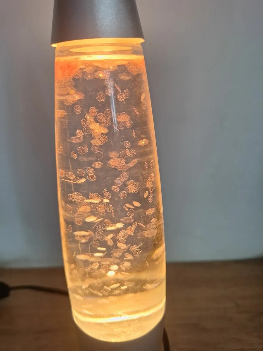 Glitter lava lamp - Image 3