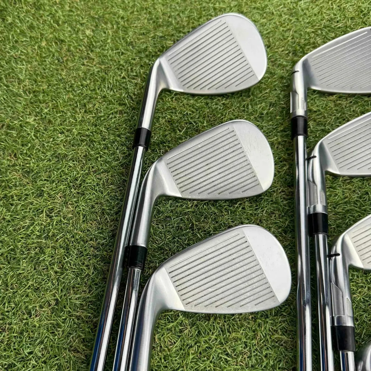 Taylormade Qi Irons / 5-Pw-Sw / Regular - Image 4