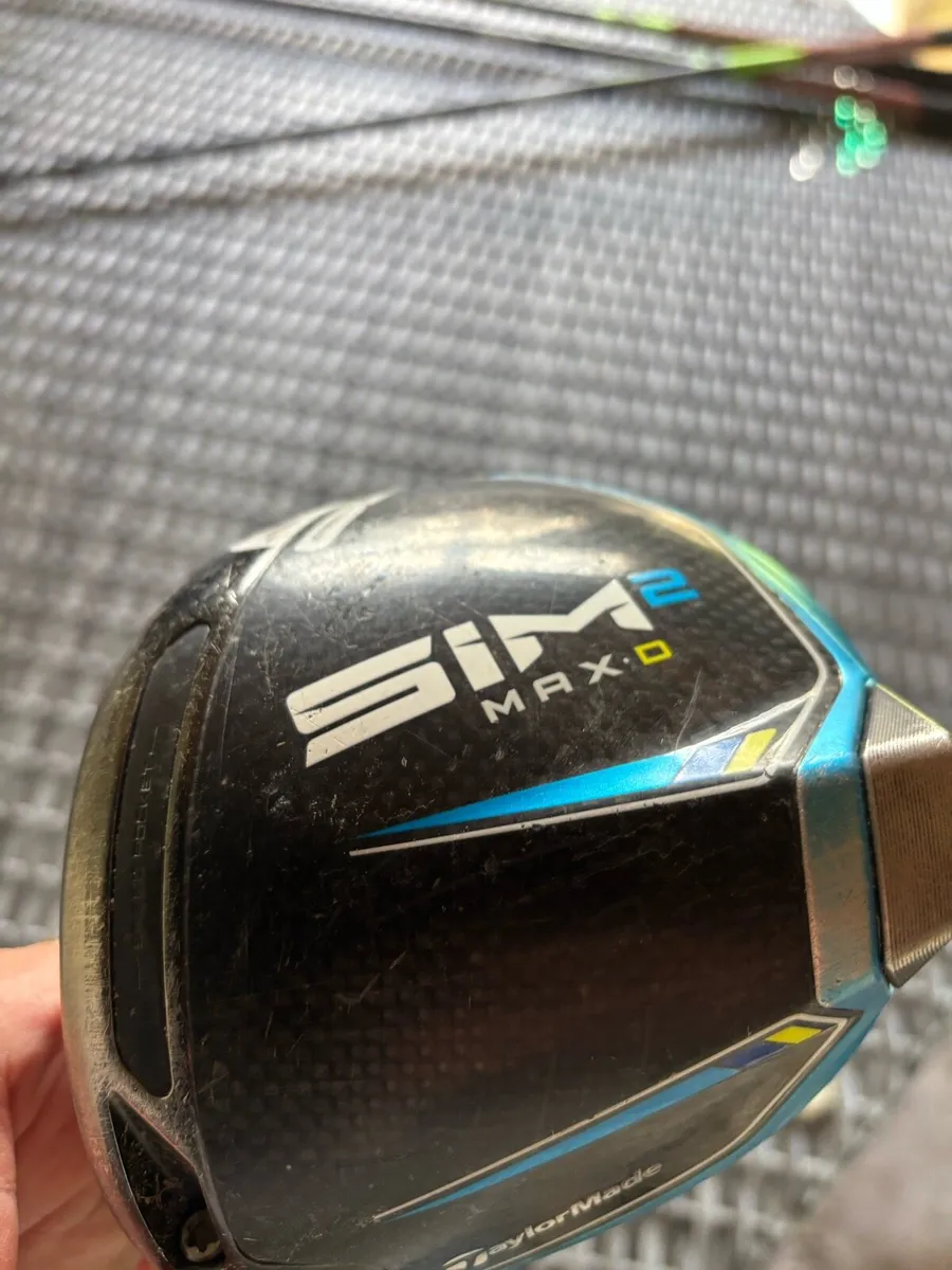 Golf club - Image 1