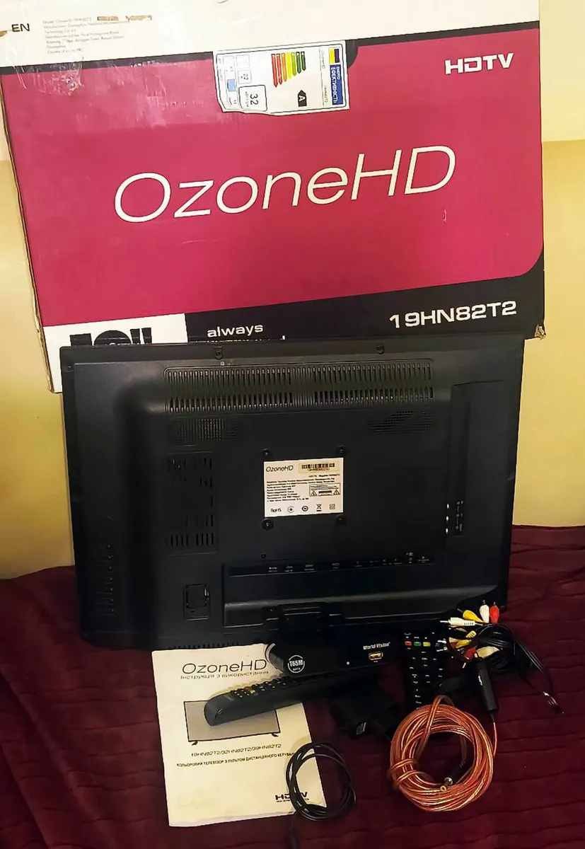 TV  Car Television 12V Google Chromecast Media - Image 1