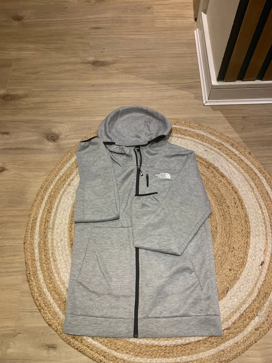 The north face tracksuit - Image 2