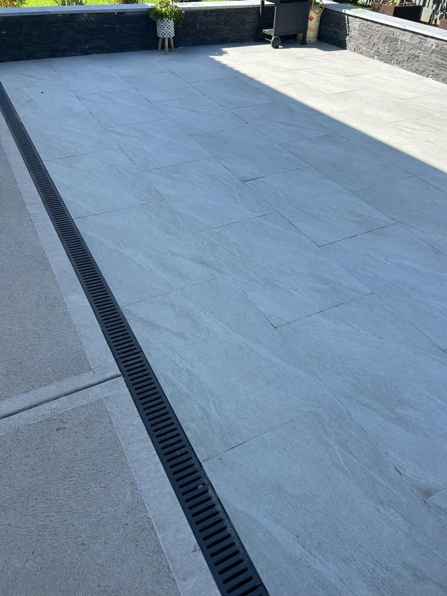 country light grey porcelain tile - Image 1
