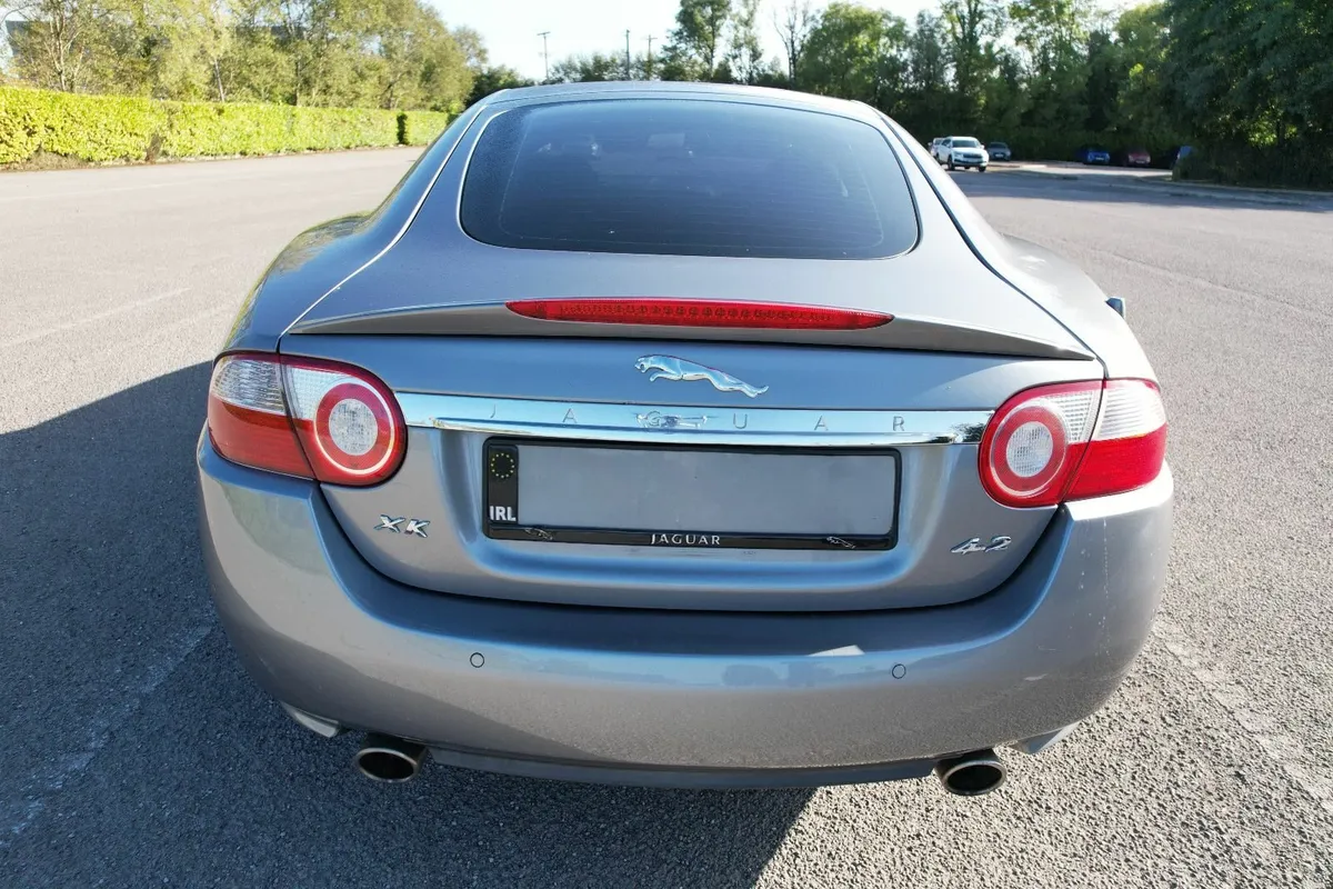 Jaguar XK 4.2 2007 - Image 2