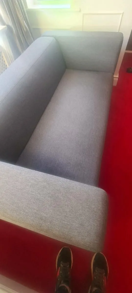 Couch - Image 3