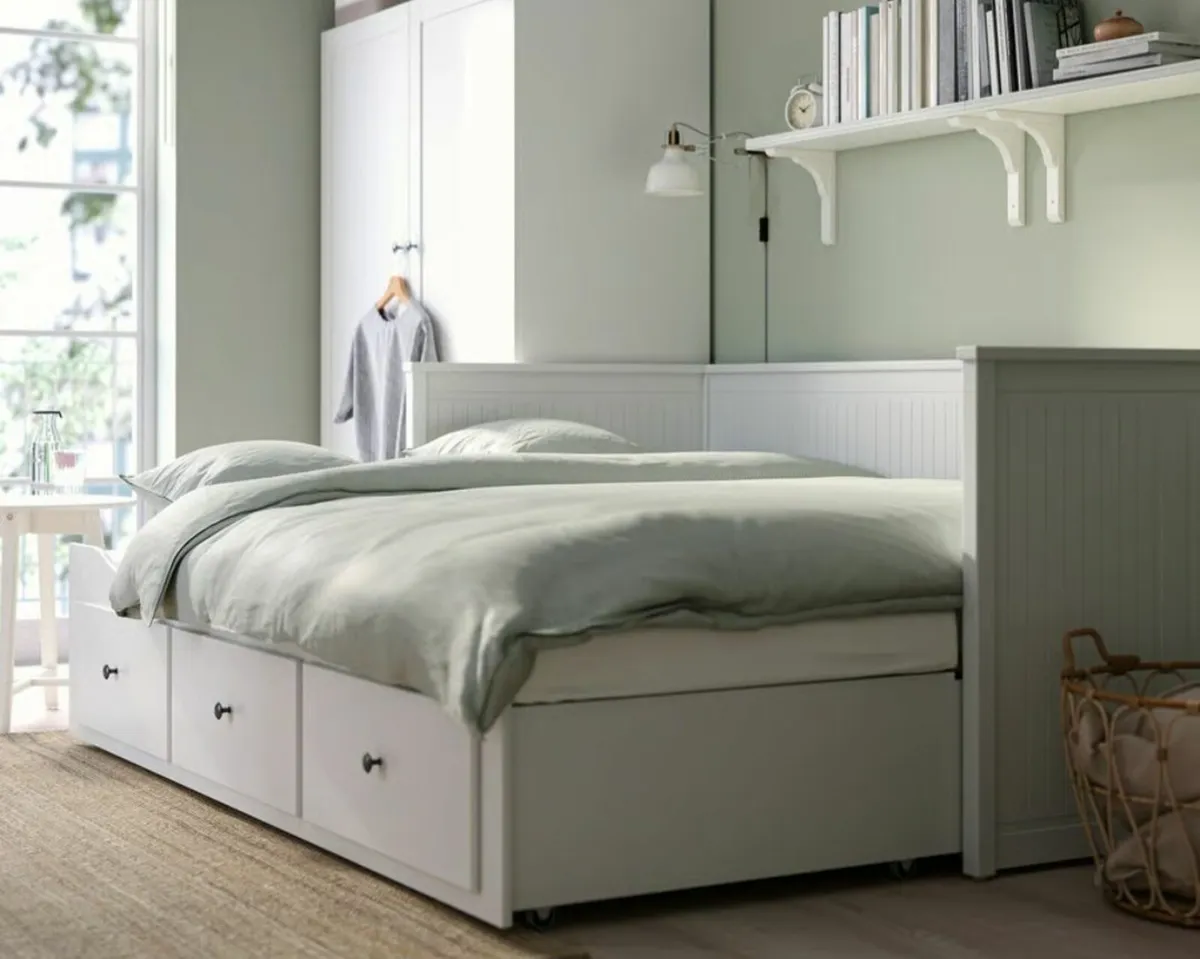 Single bed/Day bed - Image 2