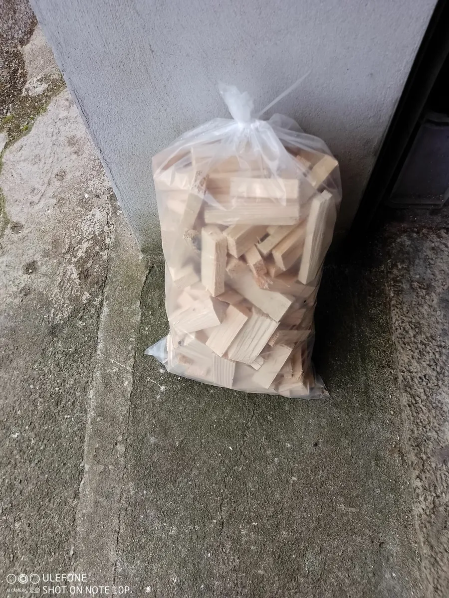 Dried kindling - Image 2