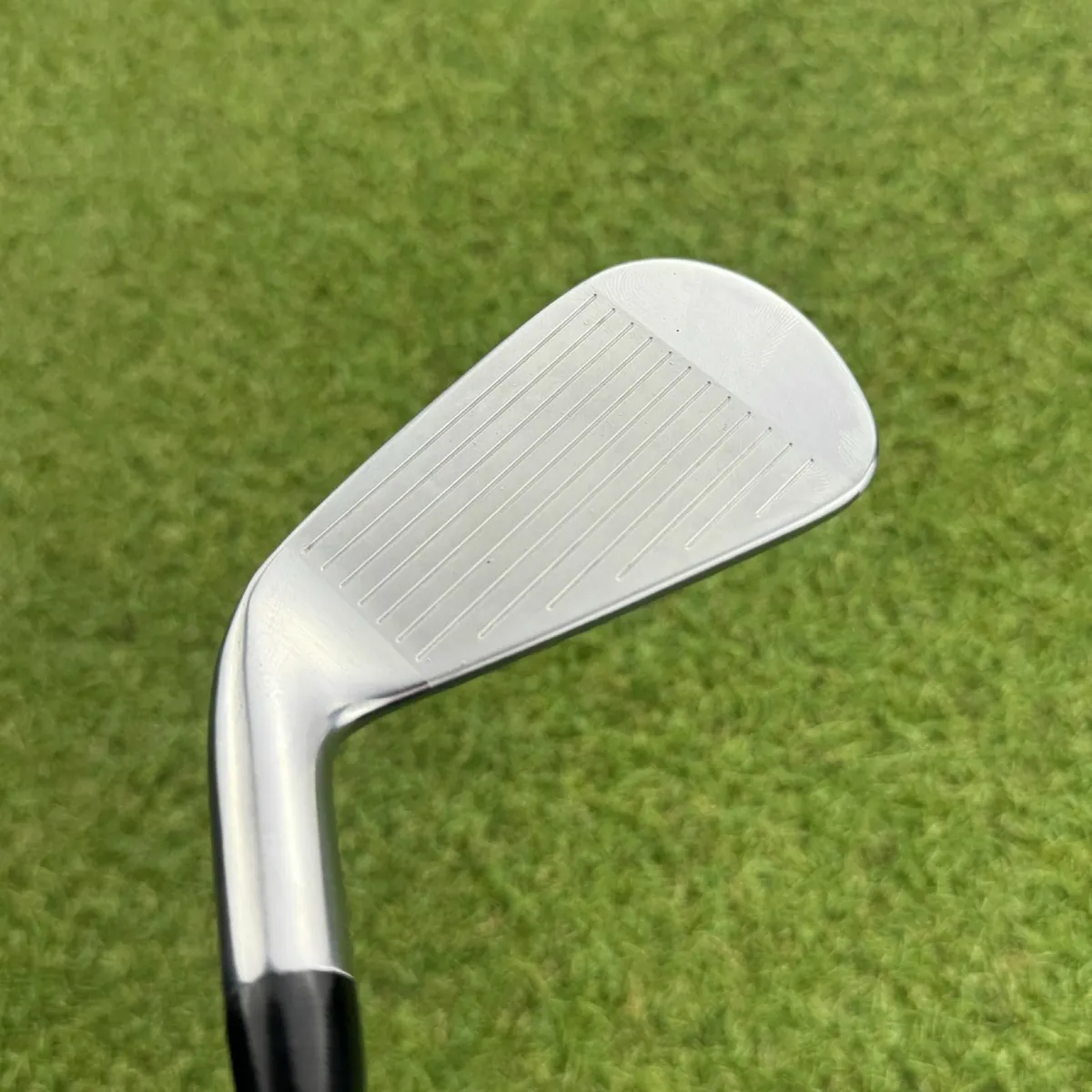 Titleist T200 2023 Utility #2 Iron 17° / X-Stiff - Image 3