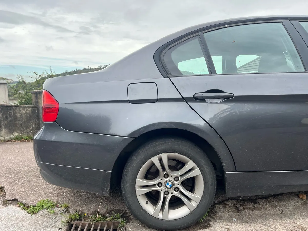 BMW 316 i 2007 - Image 4