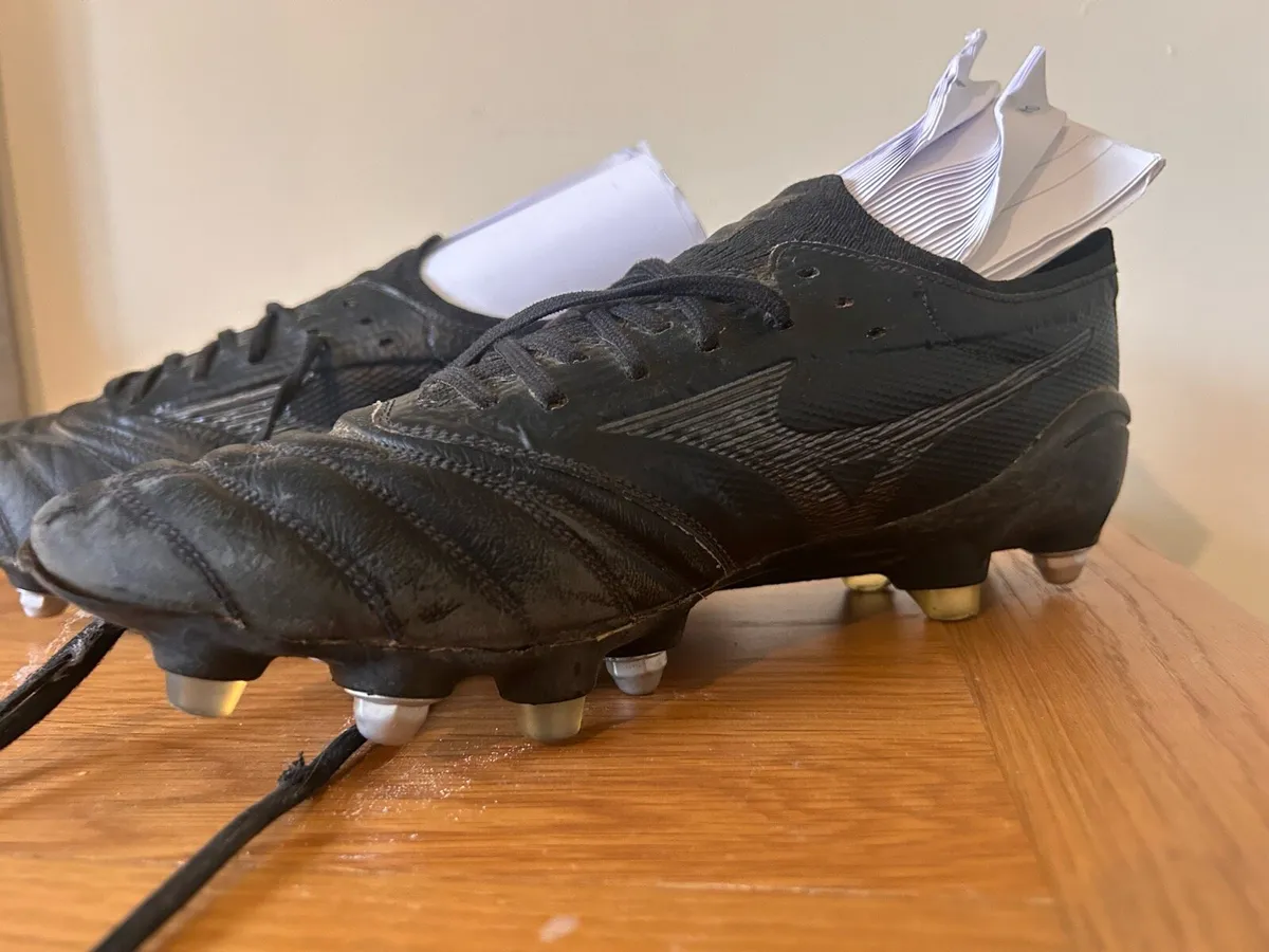 Mizuno Boots - Image 2