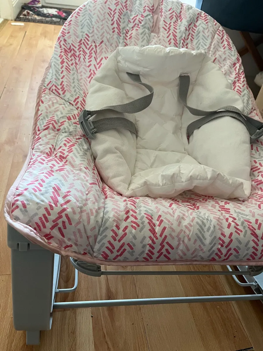 Baby/Toddler chair/bouncer - Image 2