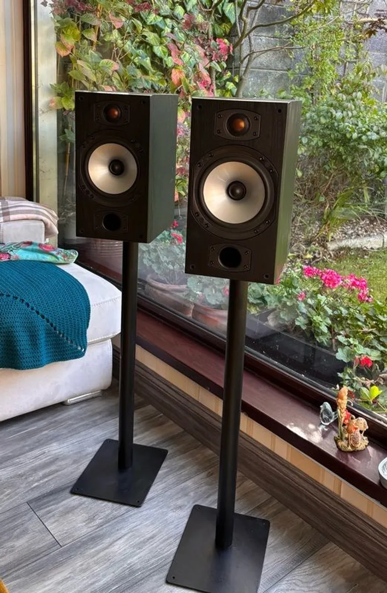 Monitor Audio Bronze B2 with stands - Image 2