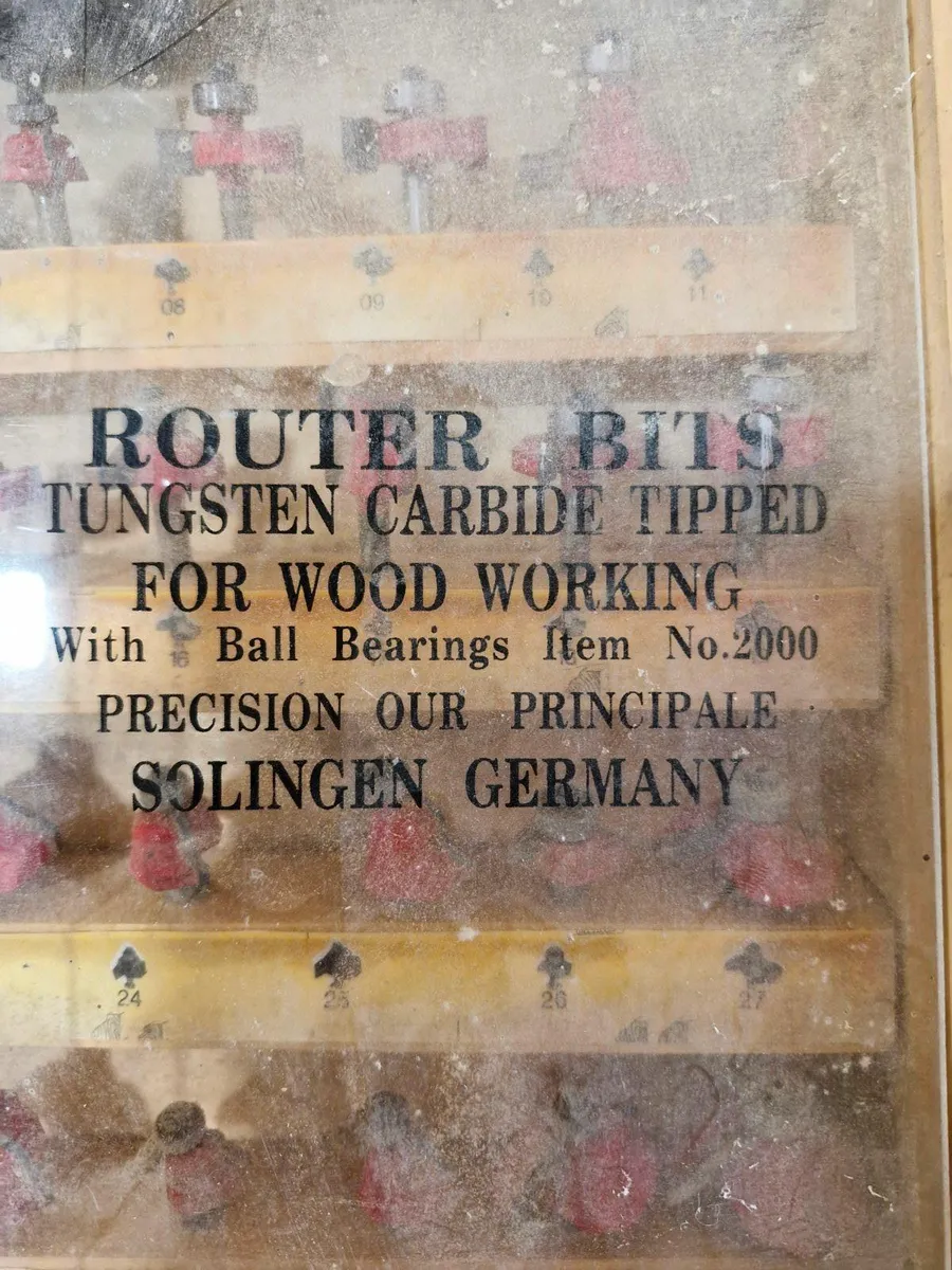 Case of 40 Router bits - Image 4