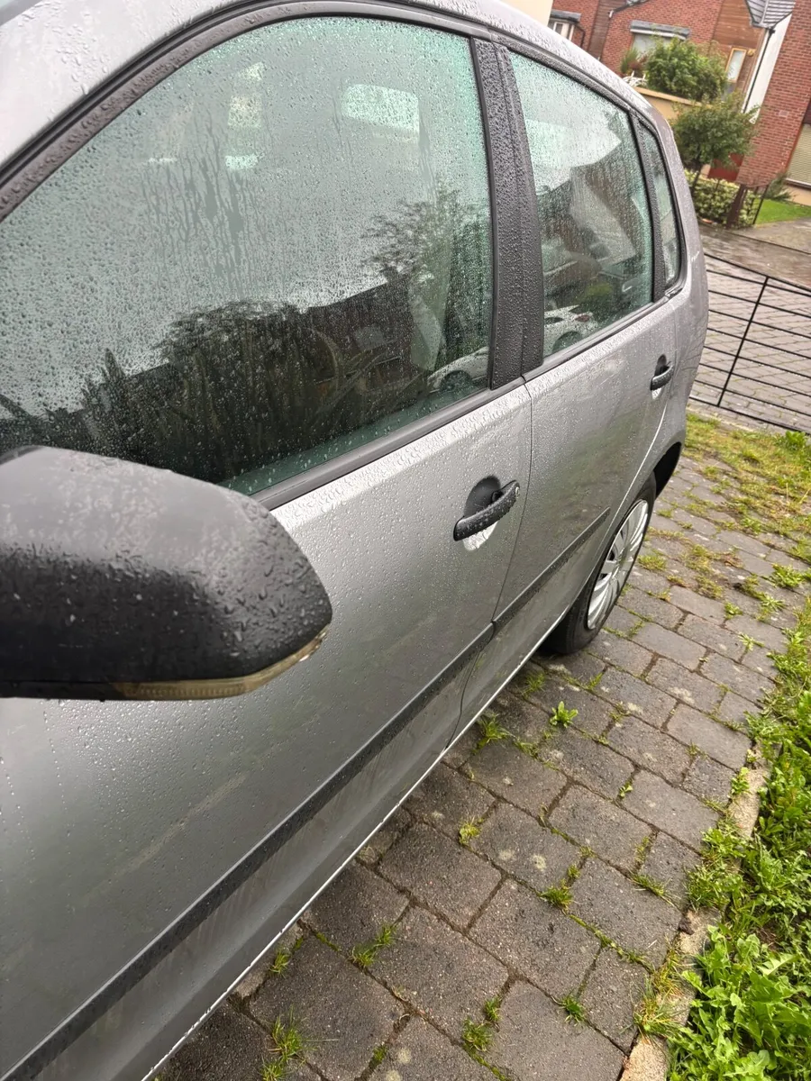 Volkswagen Polo 2006 - Image 1
