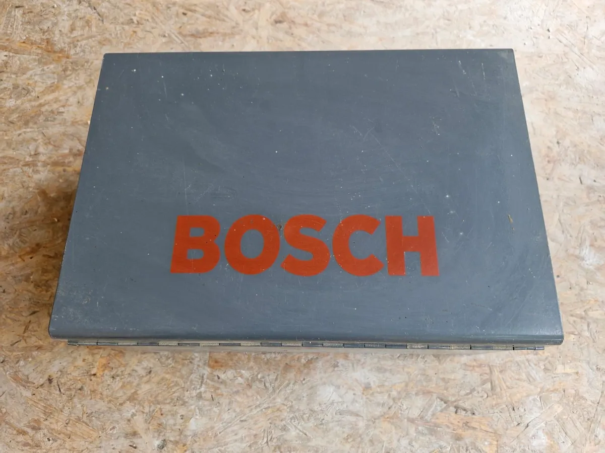 Bosch GHO 31-82 Electric Planer - Image 4