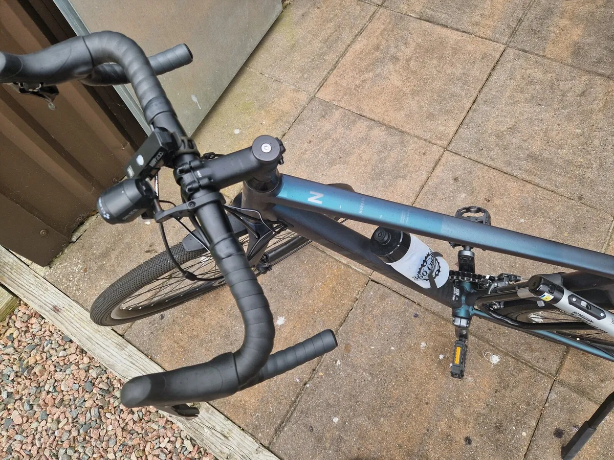 Cube Nuroad FE Gravel Bike For Sale - Image 4