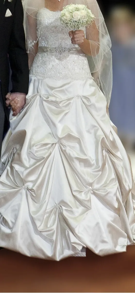 Wedding Dress - Image 4