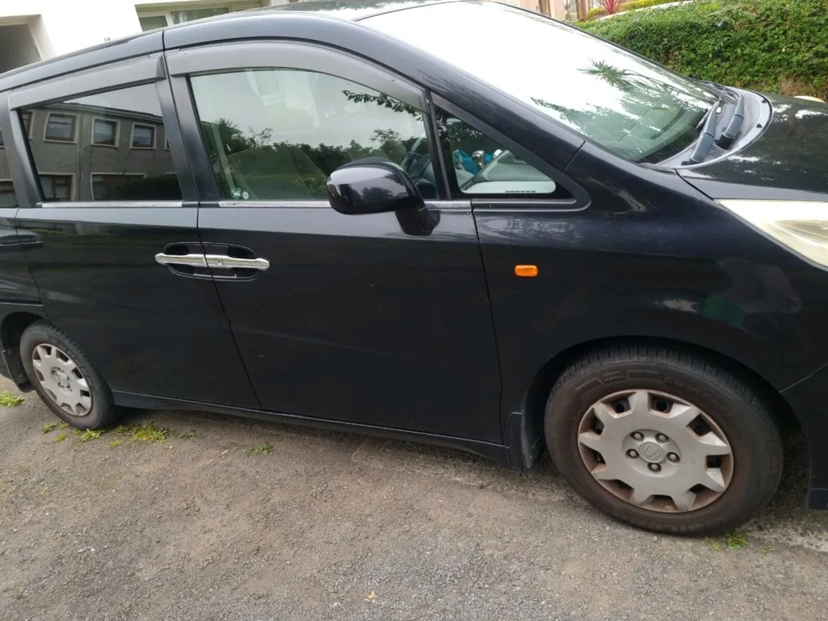 Honda Stepwagon 2006 - Image 2