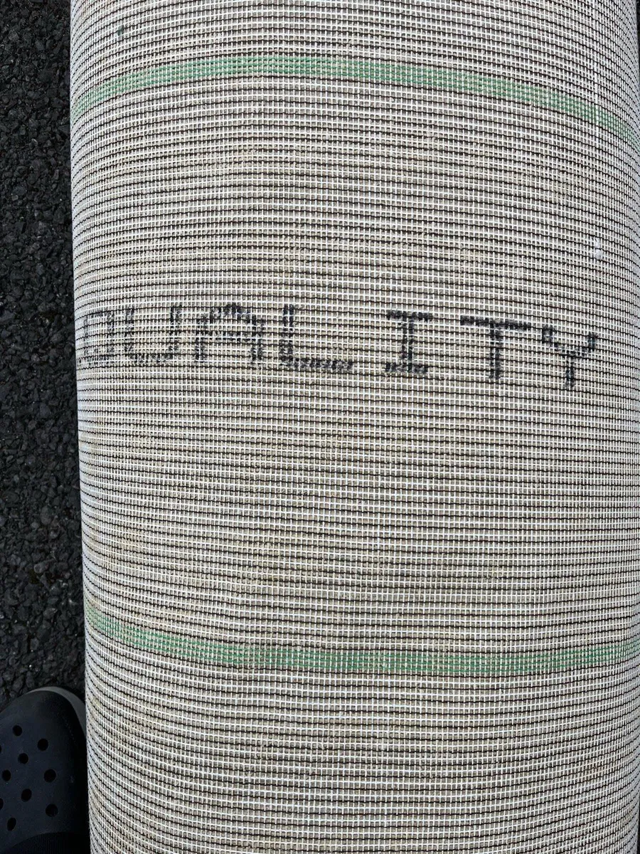 Carpet-Dark Green with Gold Fleck 12'6"X9'6 - Image 2