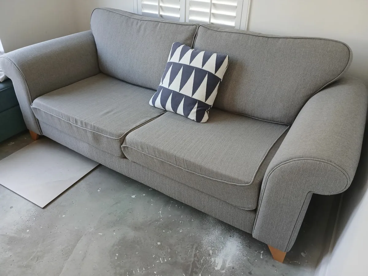 Couch 3-Seater - Image 2