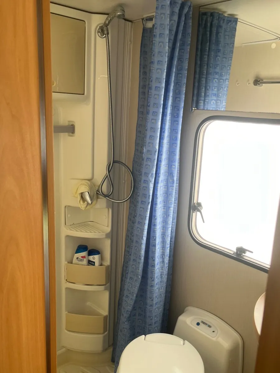 Motorhome - Image 3