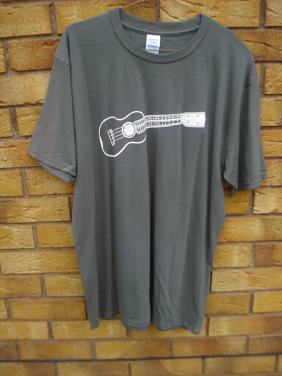 UKULELE NEW T-SHIRTS. SMALL. MEDIUM. LARGE. - Image 3