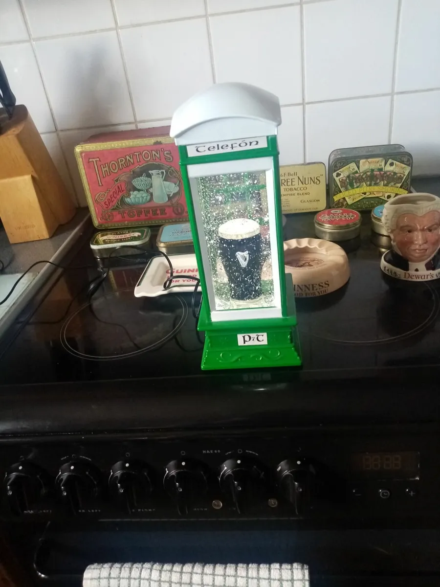 Vintage Tins, Ashtrays, lite up. - Image 1