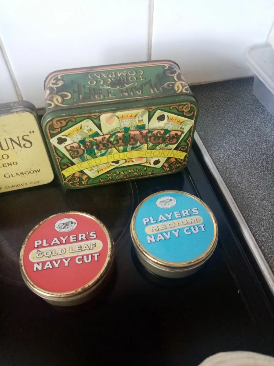 Vintage Tins, Ashtrays, lite up. - Image 4