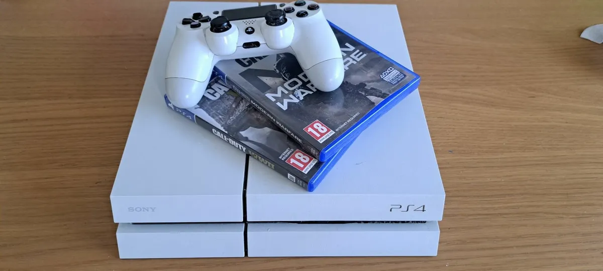 PS4 Game Console - Image 1