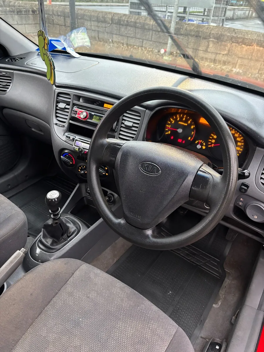 Kia Rio / test till 26 / low mileage - Image 4