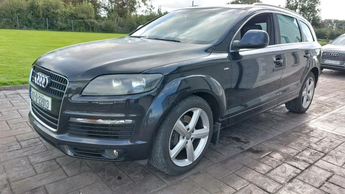 Audi Q7 S line commercial - Image 2