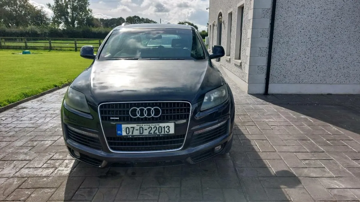 Audi Q7 S line commercial - Image 3